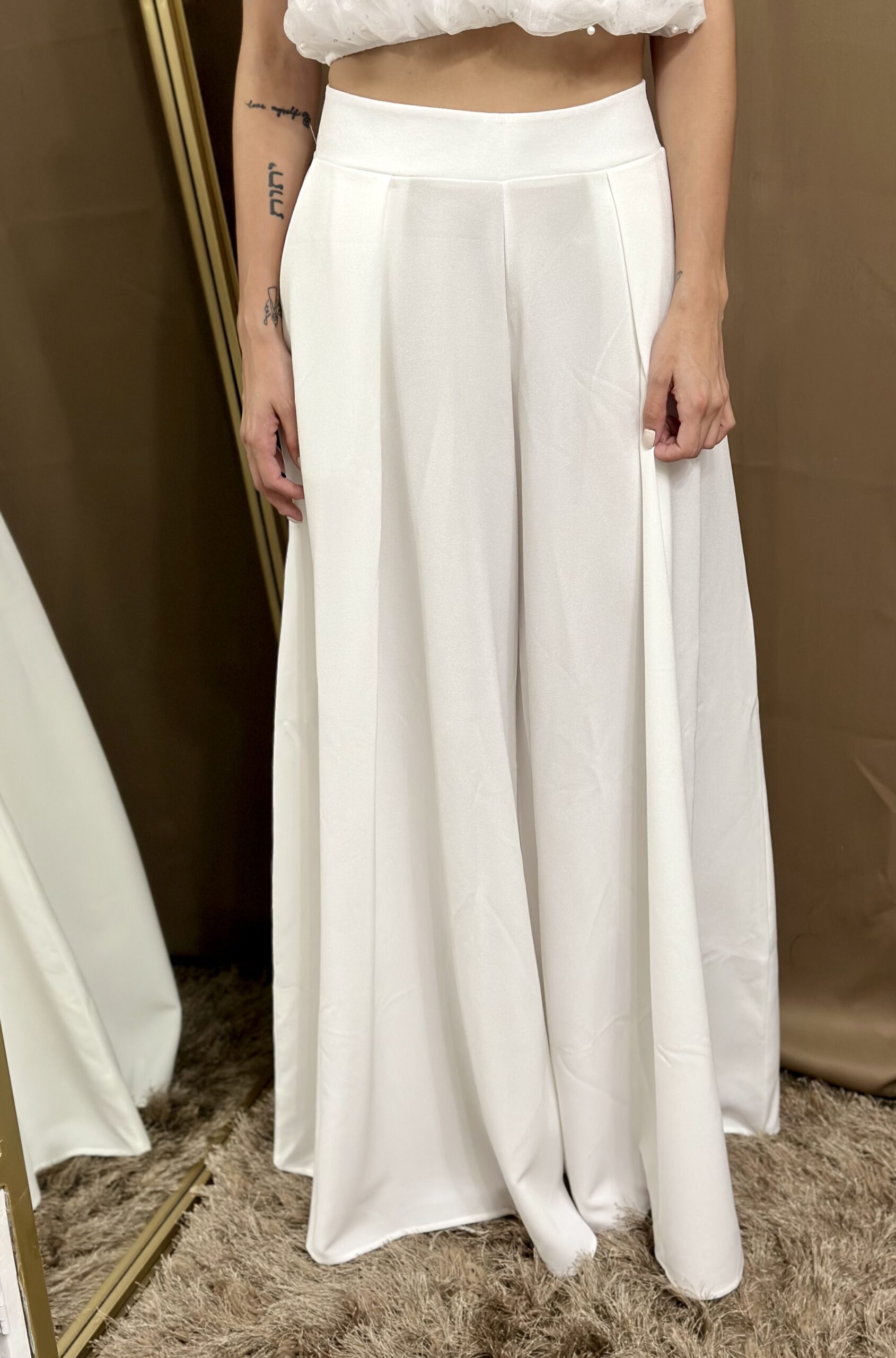 falda en color blanco - Fidora